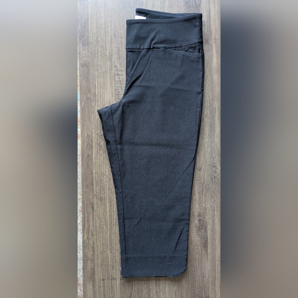 S.C. & Co. Pants - S.C. & CO Cropped Pants Black